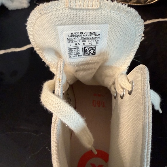 Converse Off-White High-Top Sneakers - Picture 4 of 5